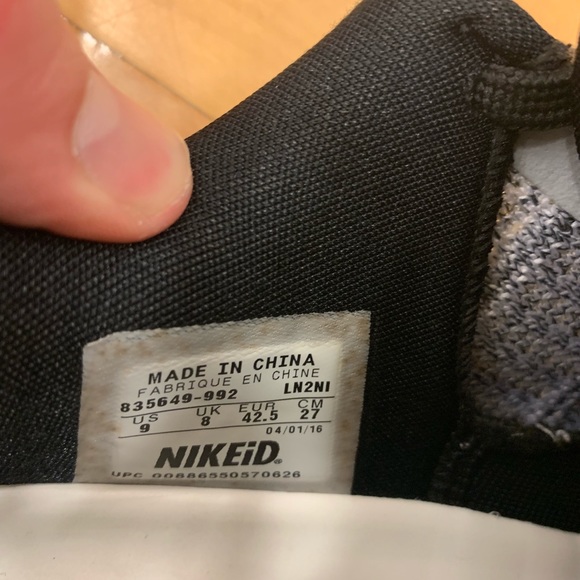 Nike Kobe 11xi ID. Size 9. - Picture 6 of 6